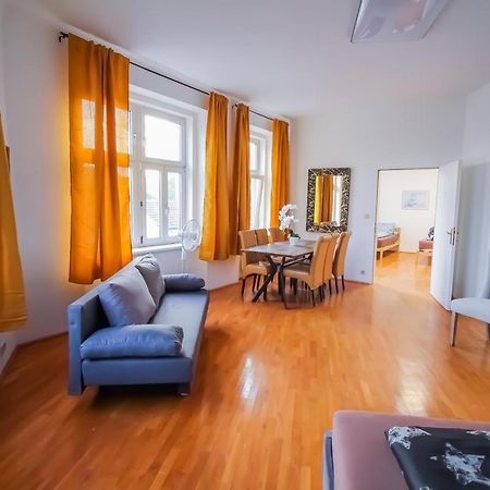 Family 3 Bedroom Apartment Lv7 Vienna Exterior photo